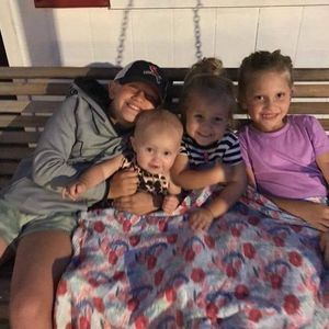 Meet your Posher, Bobbi